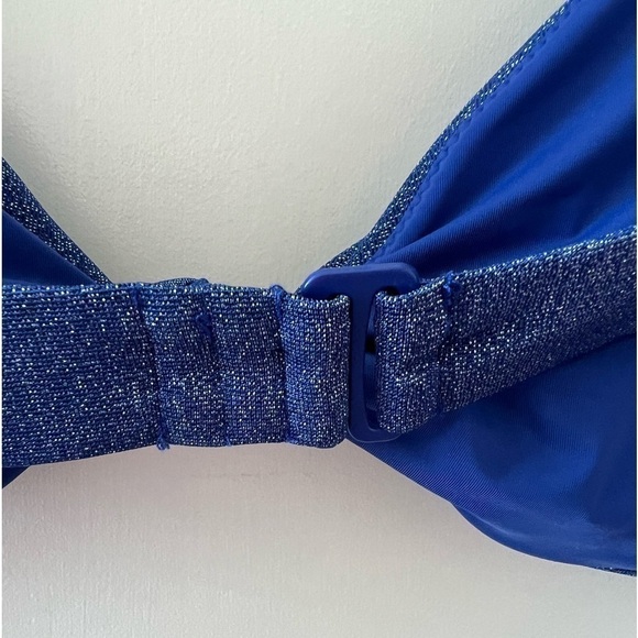 AQUA Swim Shimmer Twist Front Bikini Top NWT - Picture 11 of 16